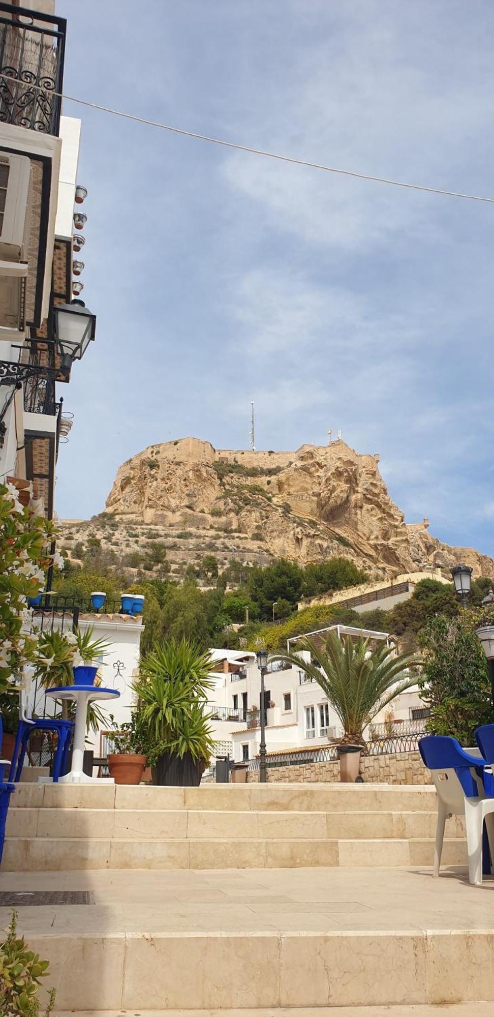 Nuevo Casco Antiguo, Playa Y Castillo 阿利坎特 外观 照片
